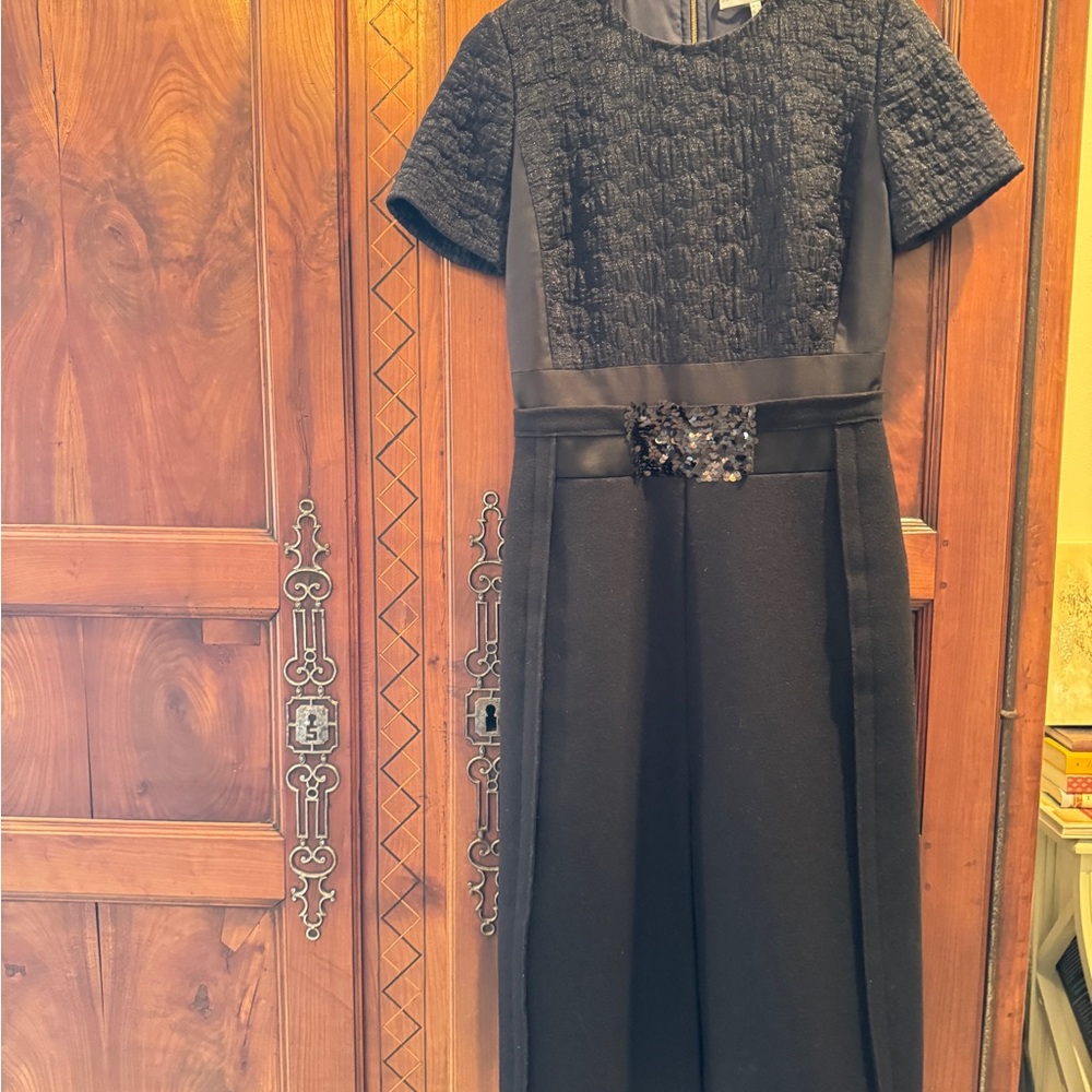 Victoria Beckham Elegant Black Dress
